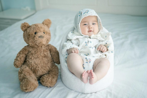 永城宝宝挠耳朵是怎么回事